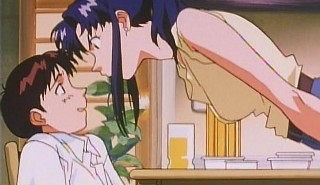 Misato est la seule à bien s’occuper de Shinji